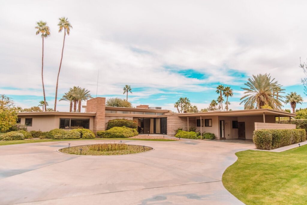 primary image for MCMcity.com article on Palm Springs house tour of Frank Sinatra home.