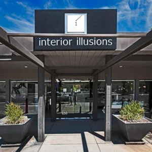 logo fo interior illusions Palm Springs